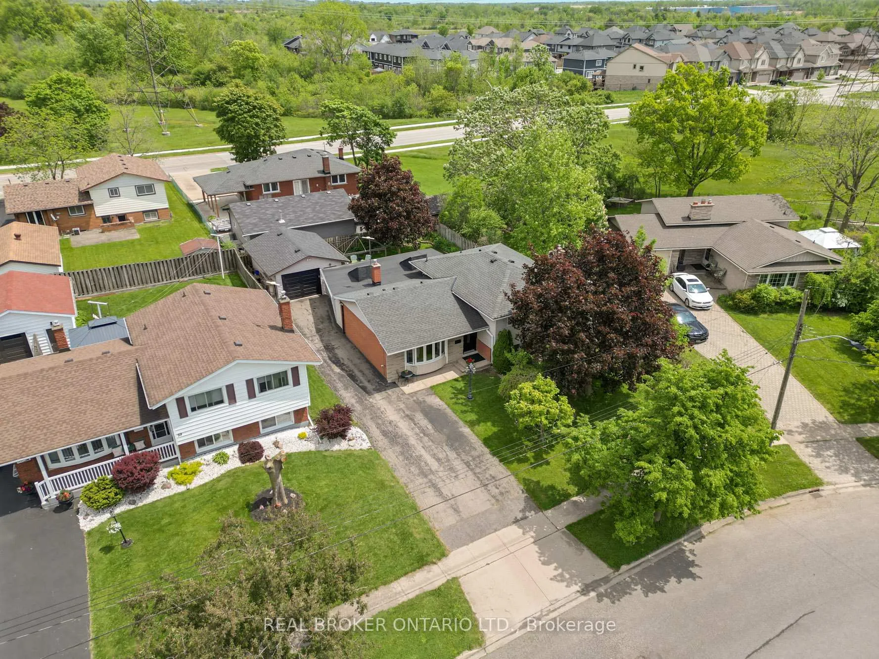 Photo 37 of 63 Harrison Avenue, Welland, Lincoln/Crowland — HOMEH