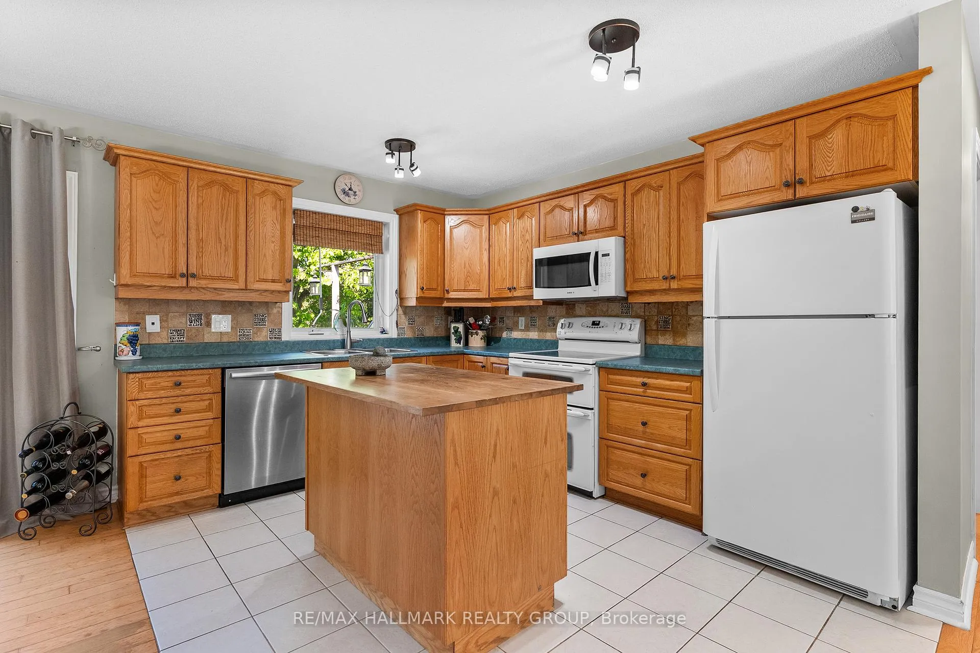 Photo 52 of 184 Old Pakenham Road, Ottawa, Fitzroy — HOMEH