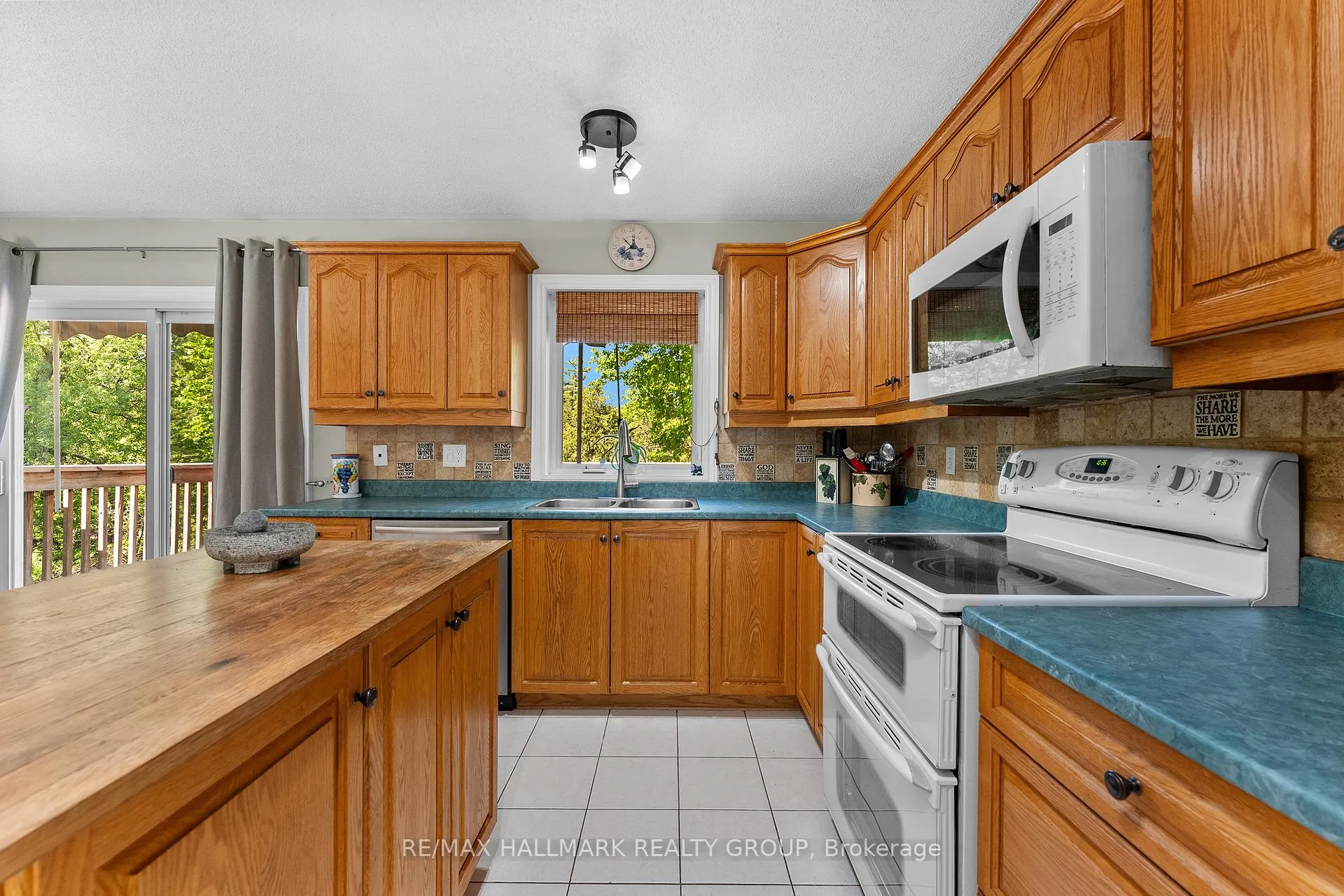 Photo 53 of 184 Old Pakenham Road, Ottawa, Fitzroy — HOMEH