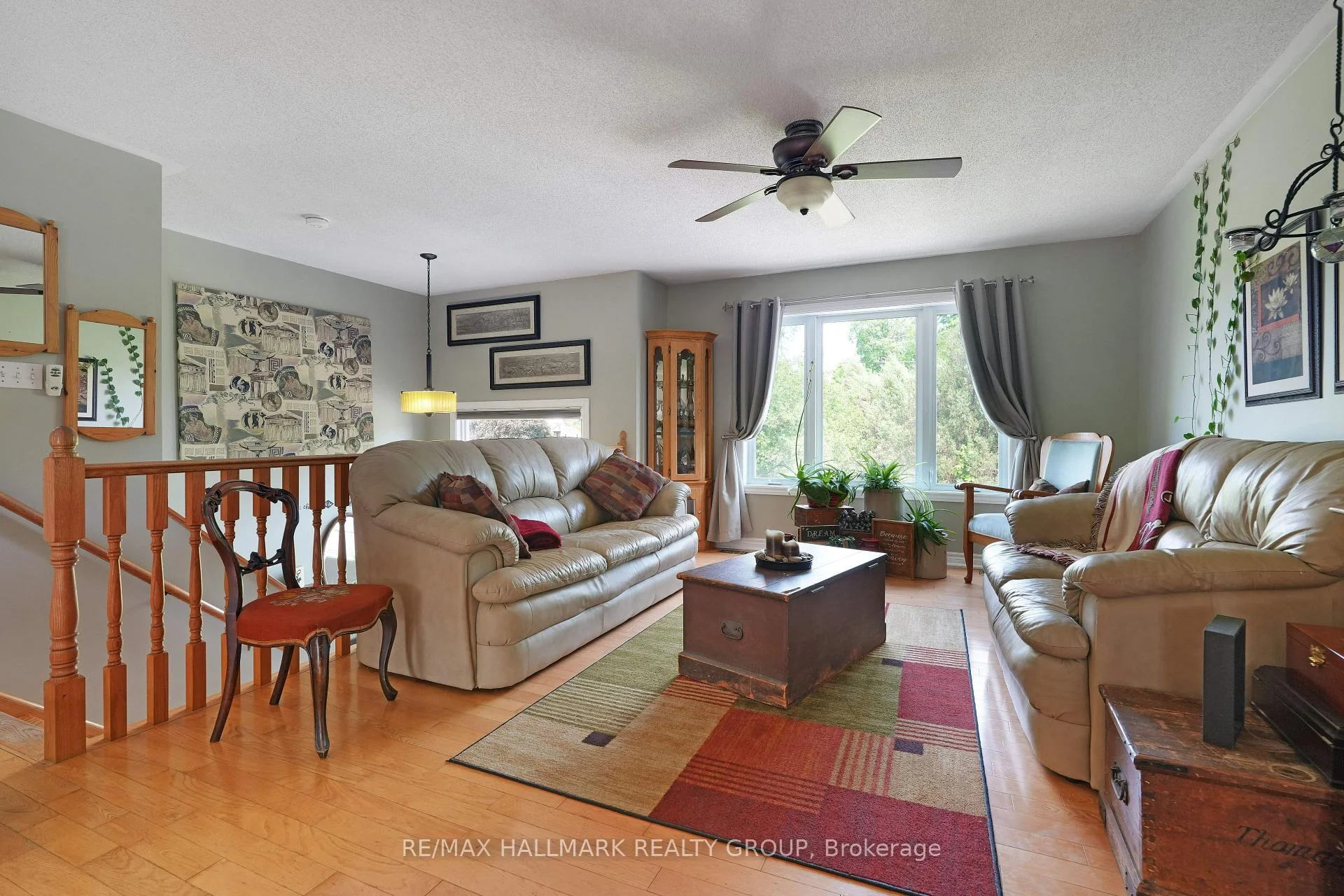 Photo 9 of 184 Old Pakenham Road, Ottawa, Fitzroy — HOMEH