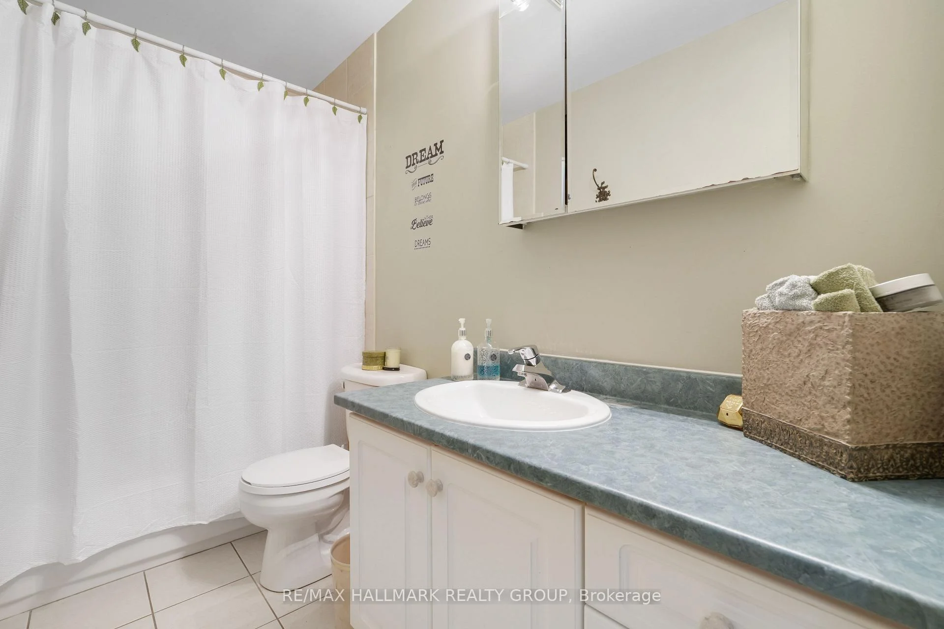 Photo 21 of 184 Old Pakenham Road, Ottawa, Fitzroy — HOMEH