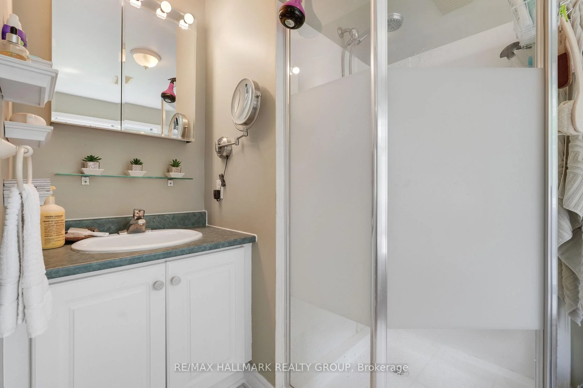 Photo 25 of 184 Old Pakenham Road, Ottawa, Fitzroy — HOMEH