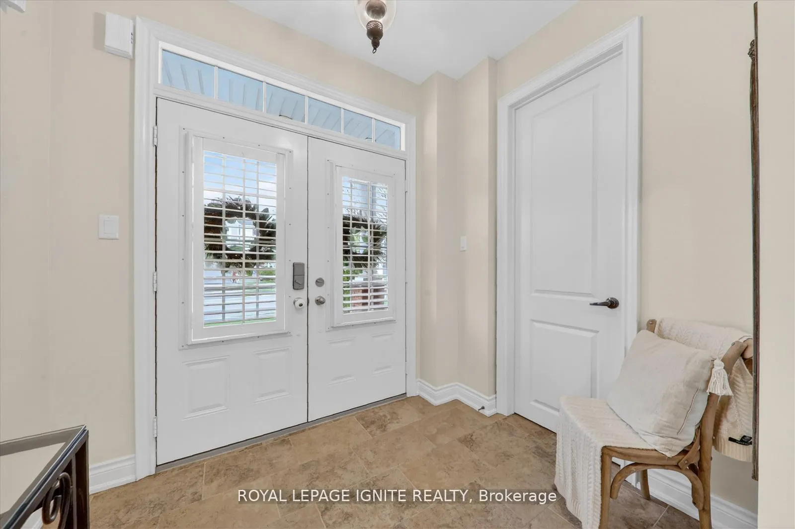 Photo 2 of 1449 Arborwood Drive, Oshawa, Taunton — HOMEH