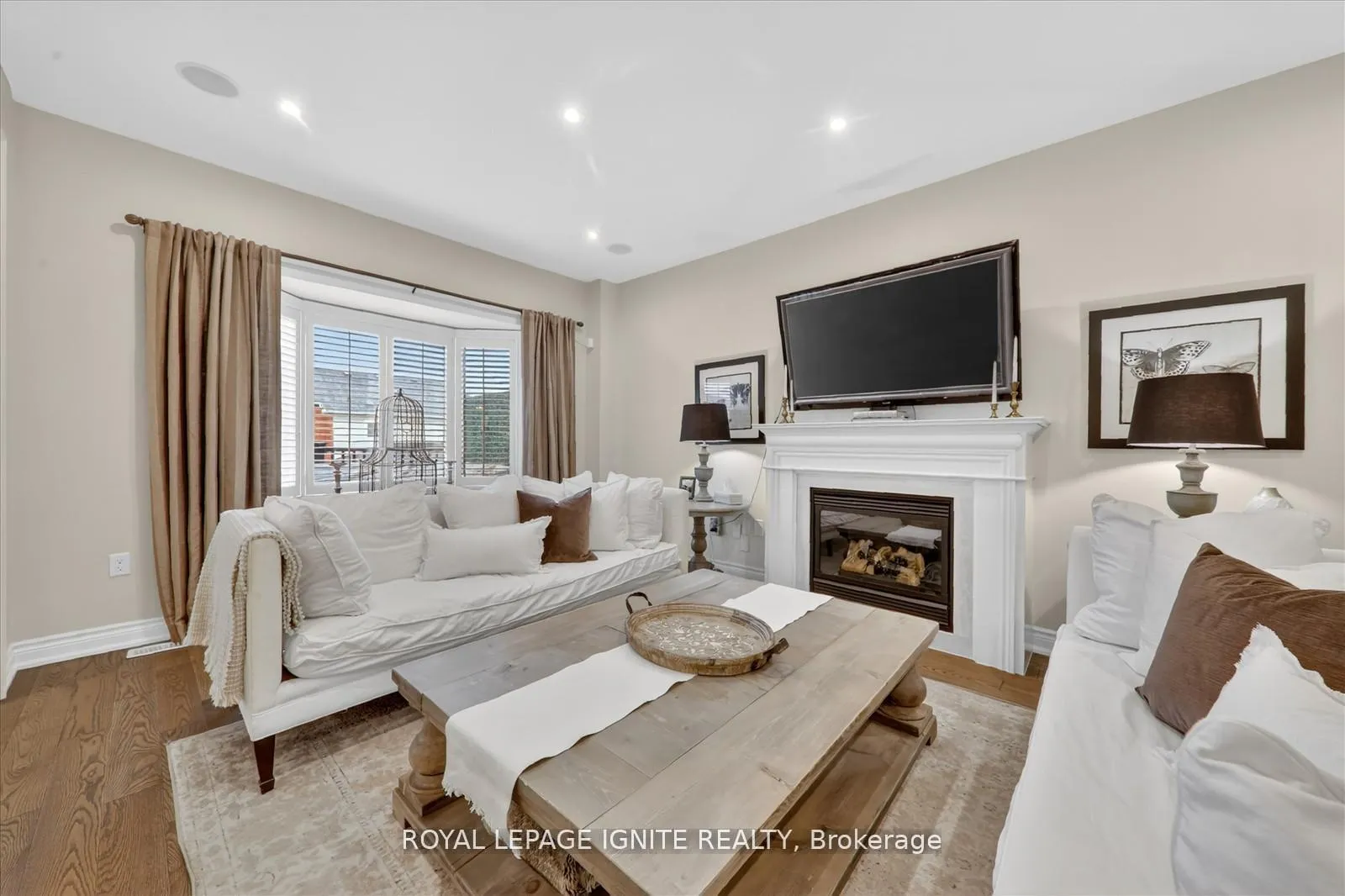 Photo 15 of 1449 Arborwood Drive, Oshawa, Taunton — HOMEH