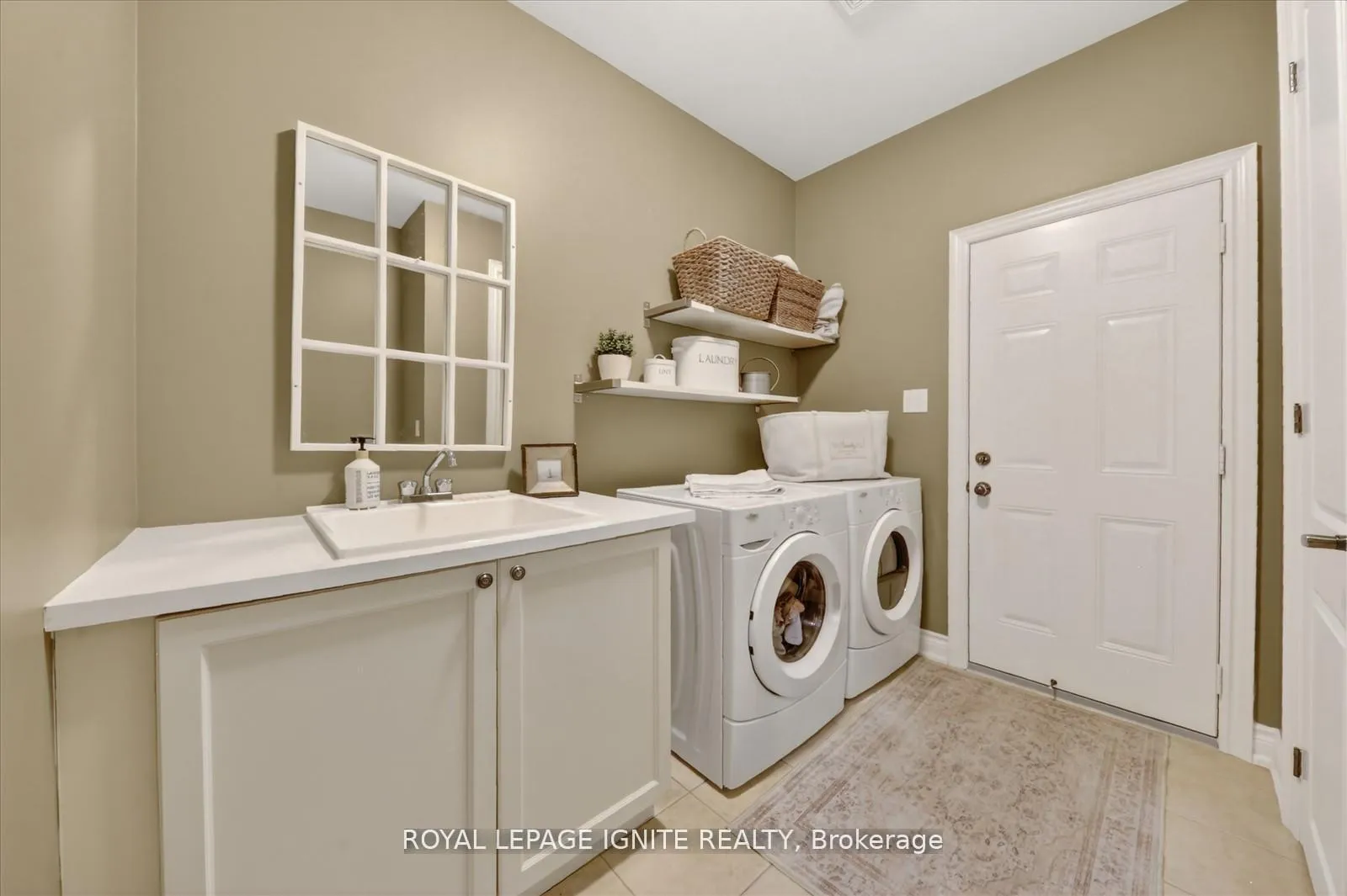 Photo 16 of 1449 Arborwood Drive, Oshawa, Taunton — HOMEH