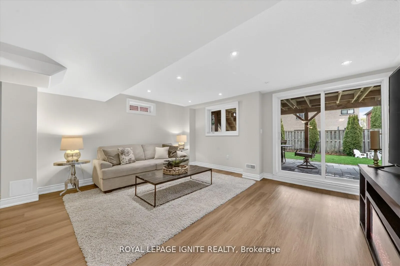 Photo 31 of 1449 Arborwood Drive, Oshawa, Taunton — HOMEH