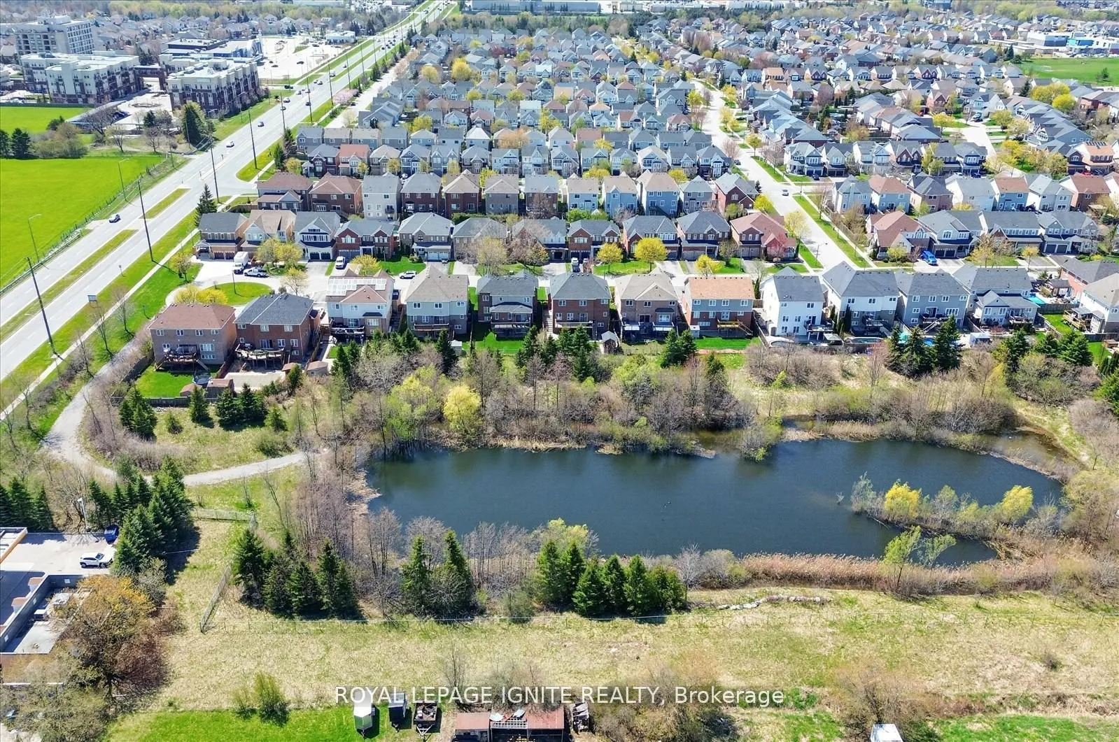 Photo 46 of 1449 Arborwood Drive, Oshawa, Taunton — HOMEH