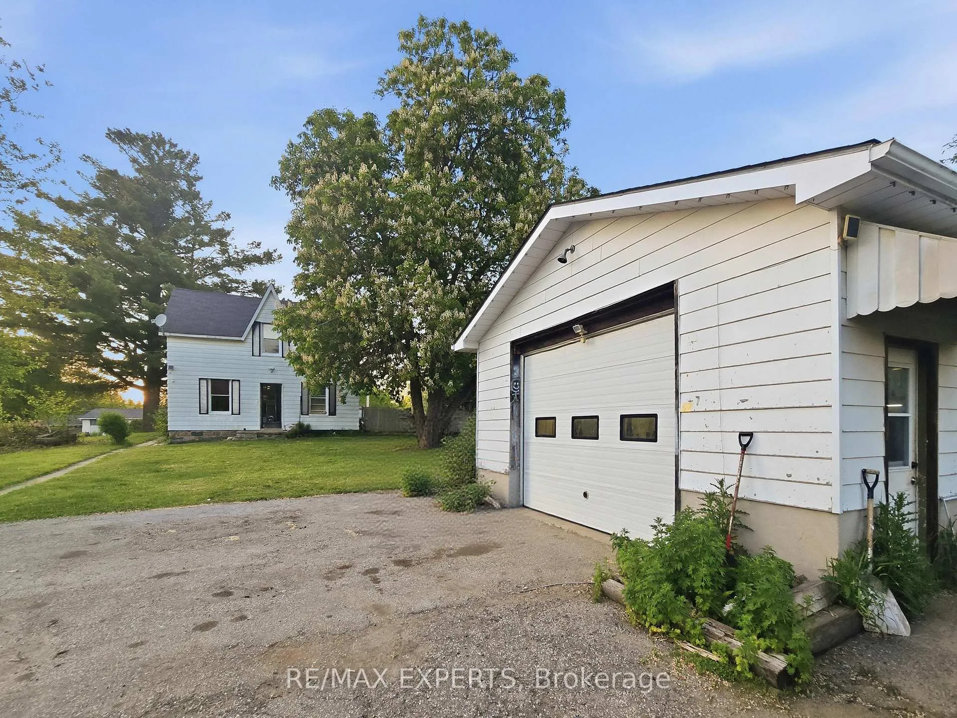 Photo 14 of 47 Walnut Street, New Tecumseth, Alliston — HOMEH