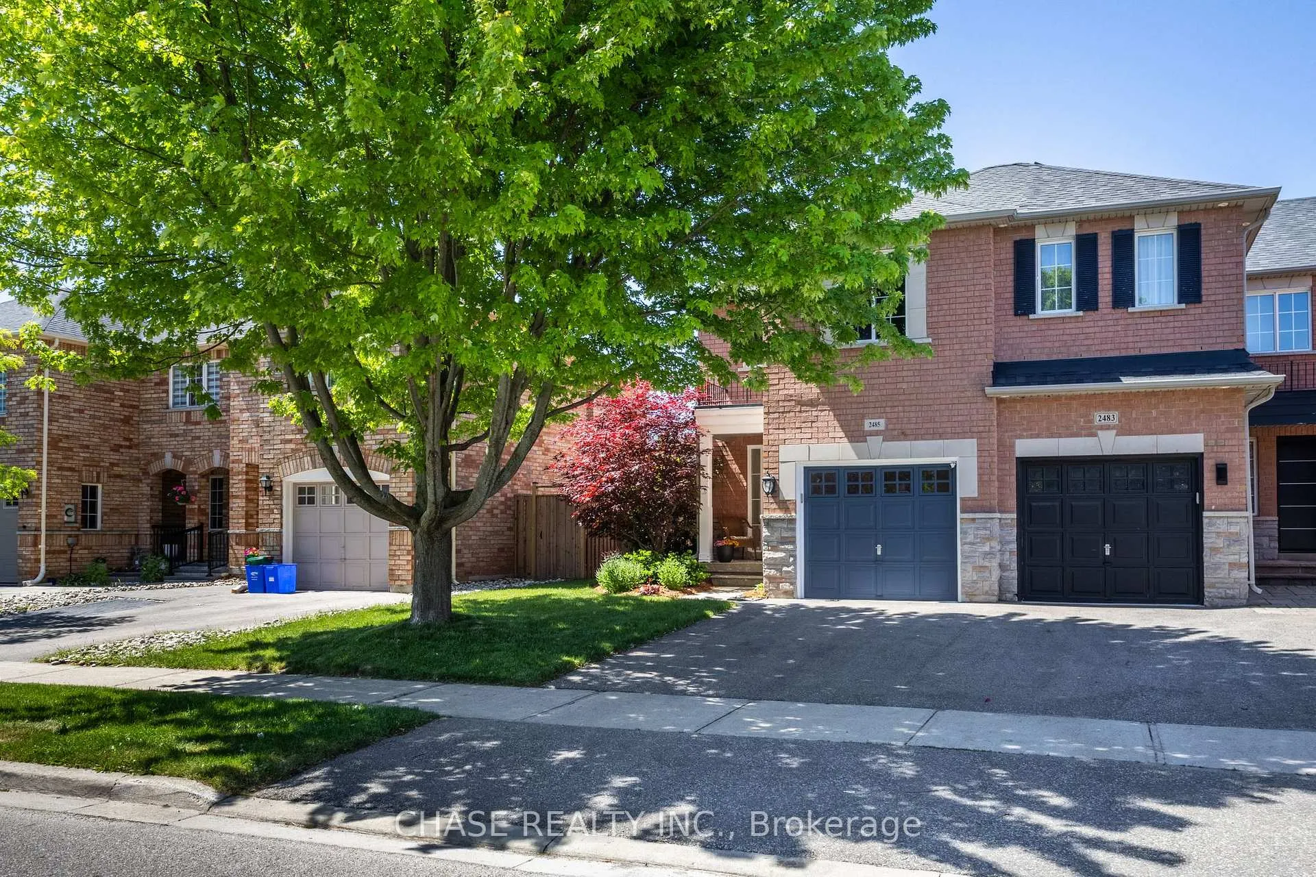 Photo 2 of 2485 Newcastle Crescent, Oakville, West Oak Trails — HOMEH