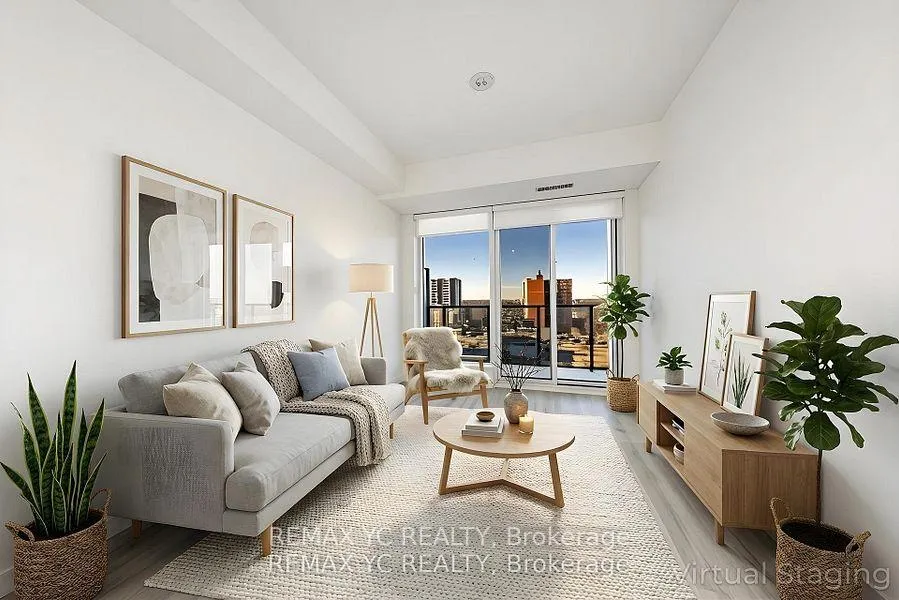 Front of Unit 835, 7 Golden Lion Heights N