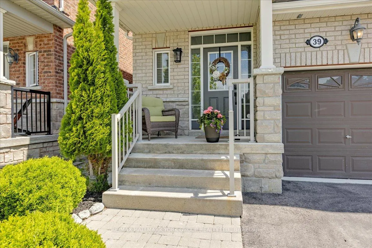 Photo 3 of 39 Prosser Crescent, Georgina, Sutton & Jackson's Point — HOMEH