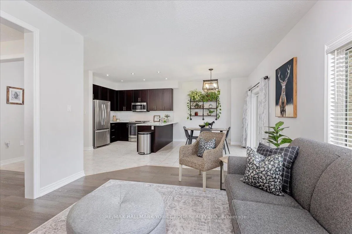 Photo 10 of 39 Prosser Crescent, Georgina, Sutton & Jackson's Point — HOMEH