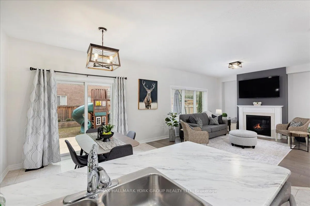 Photo 13 of 39 Prosser Crescent, Georgina, Sutton & Jackson's Point — HOMEH