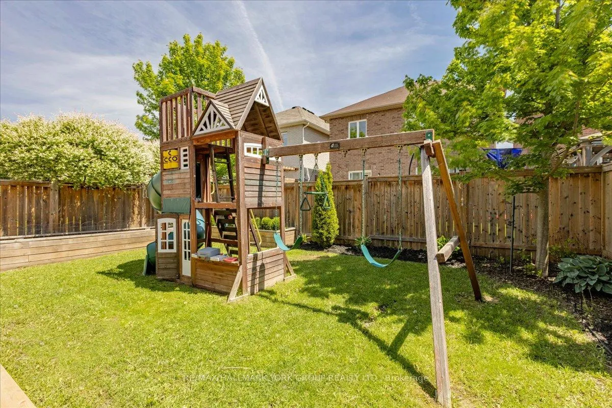 Photo 41 of 39 Prosser Crescent, Georgina, Sutton & Jackson's Point — HOMEH