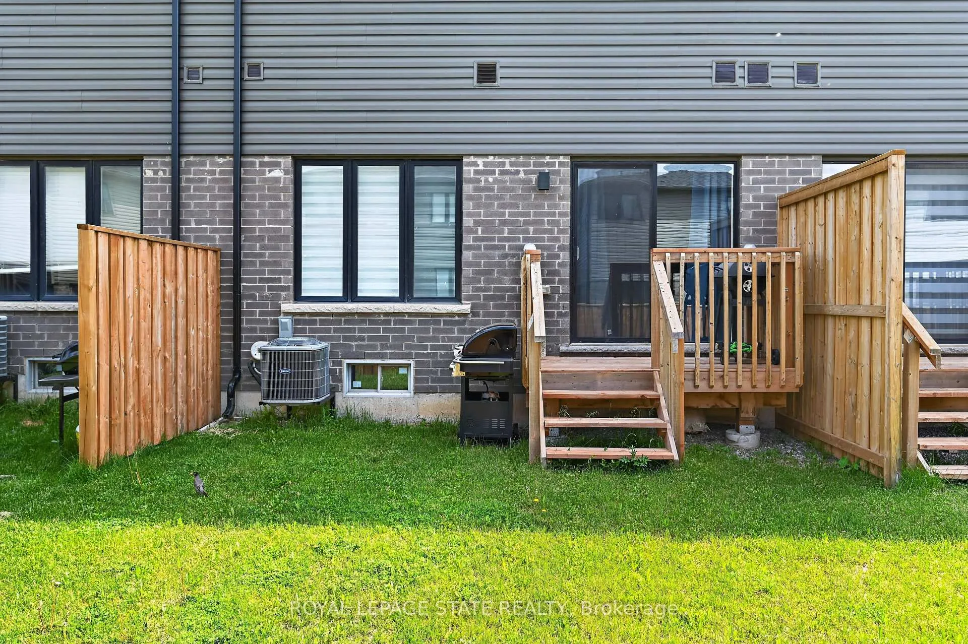 Photo 40 of 13 June Callwood Way, Brantford — HOMEH