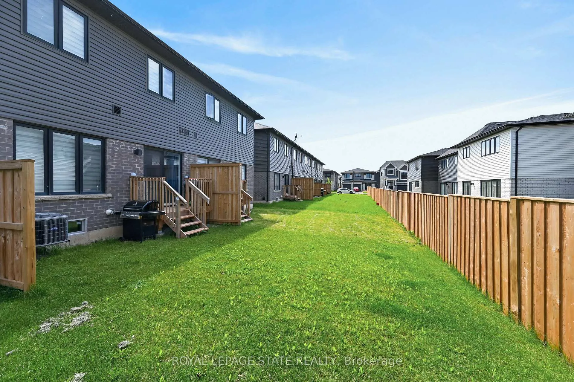 Photo 41 of 13 June Callwood Way, Brantford — HOMEH