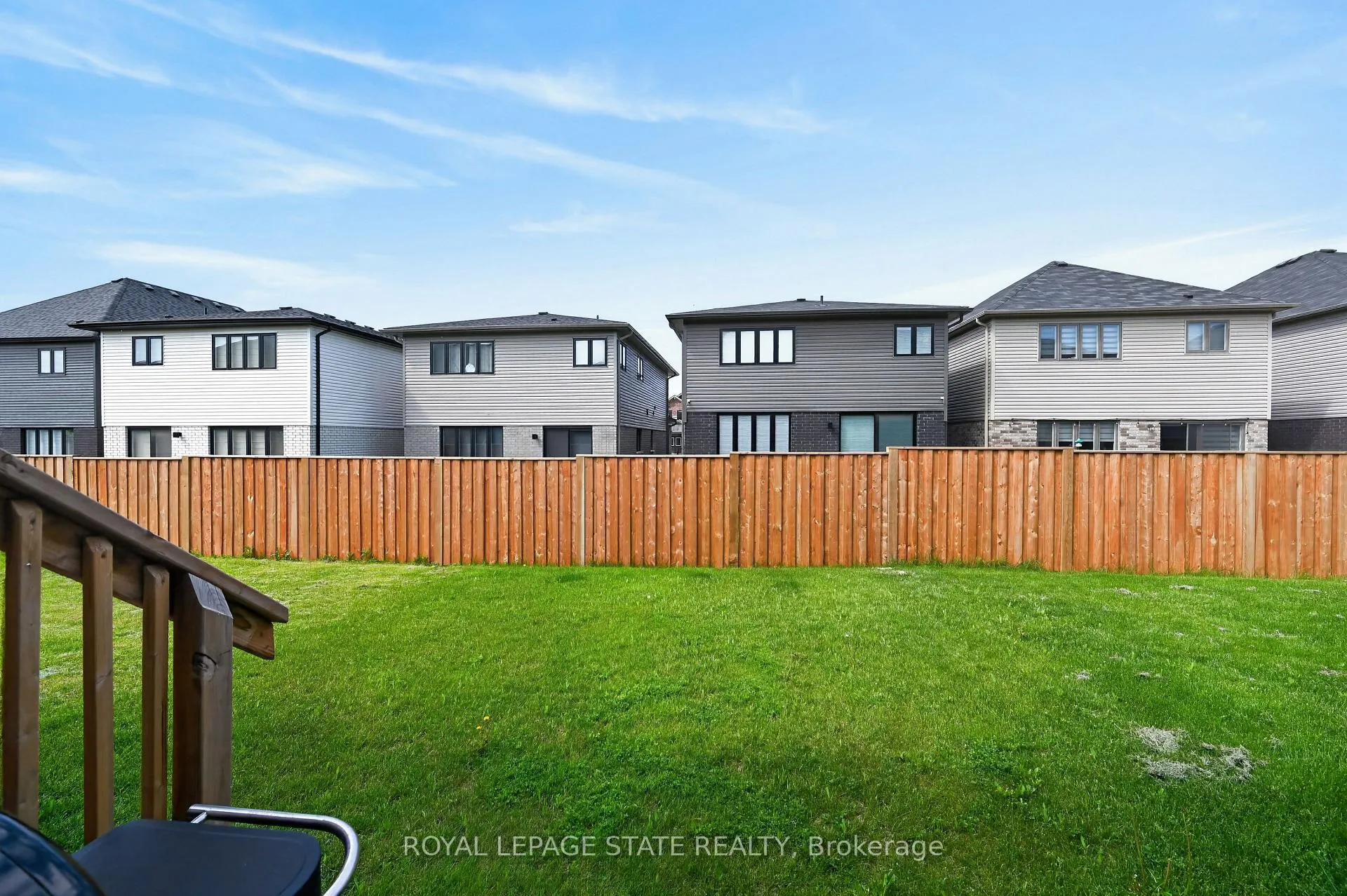 Photo 42 of 13 June Callwood Way, Brantford — HOMEH