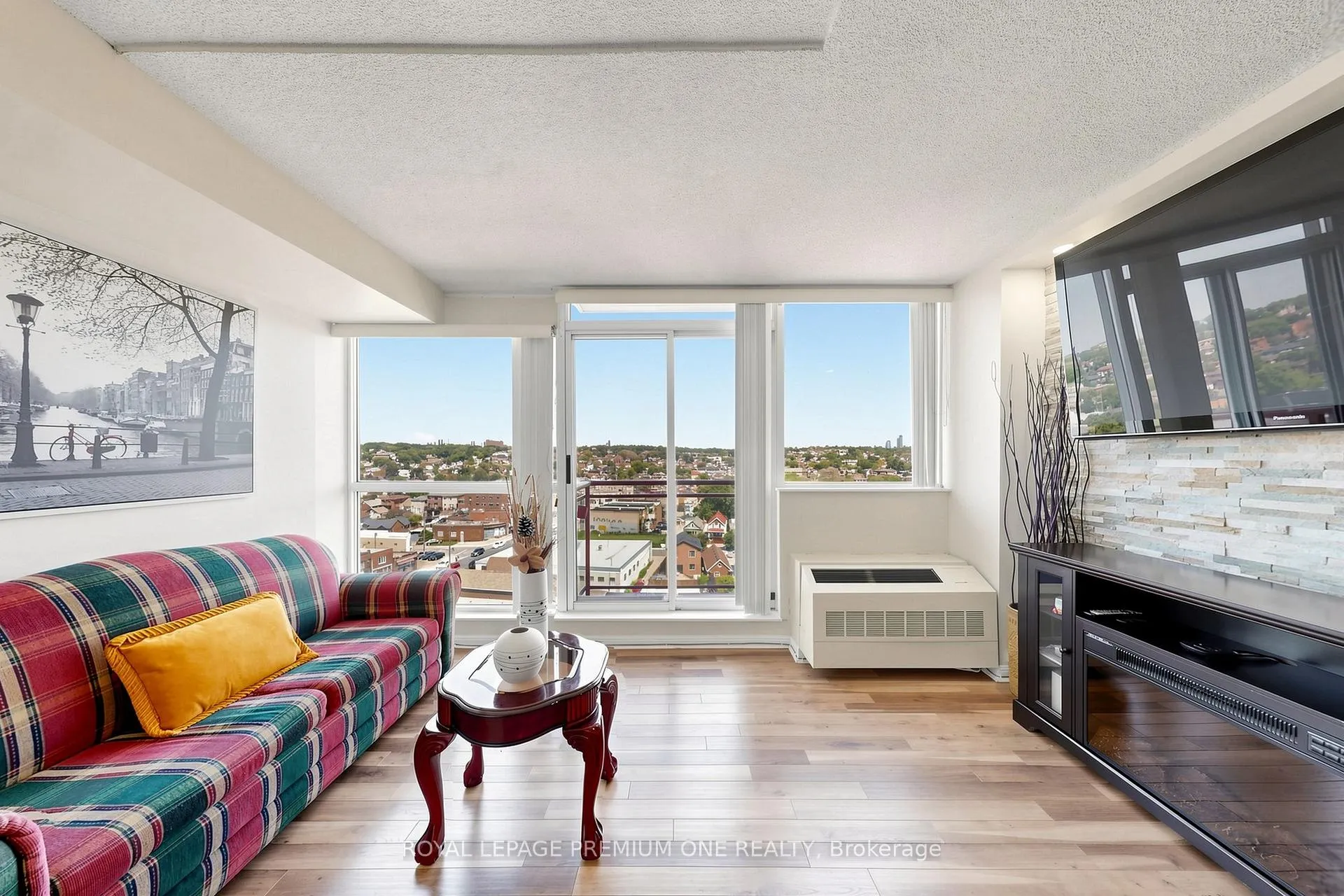 Photo 6 of Unit 913, 1600 Keele Street, Toronto, Keelesdale-Eglinton West — HOMEH