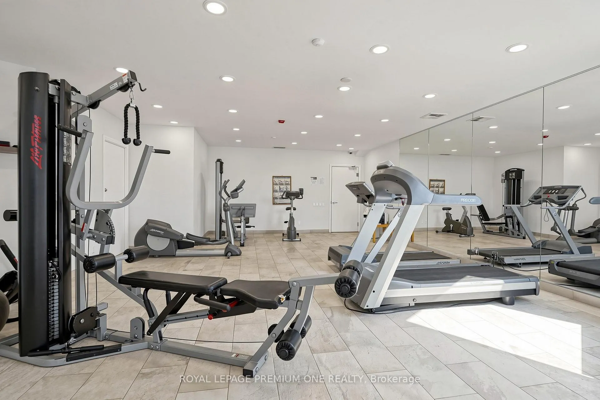 Photo 19 of Unit 913, 1600 Keele Street, Toronto, Keelesdale-Eglinton West — HOMEH