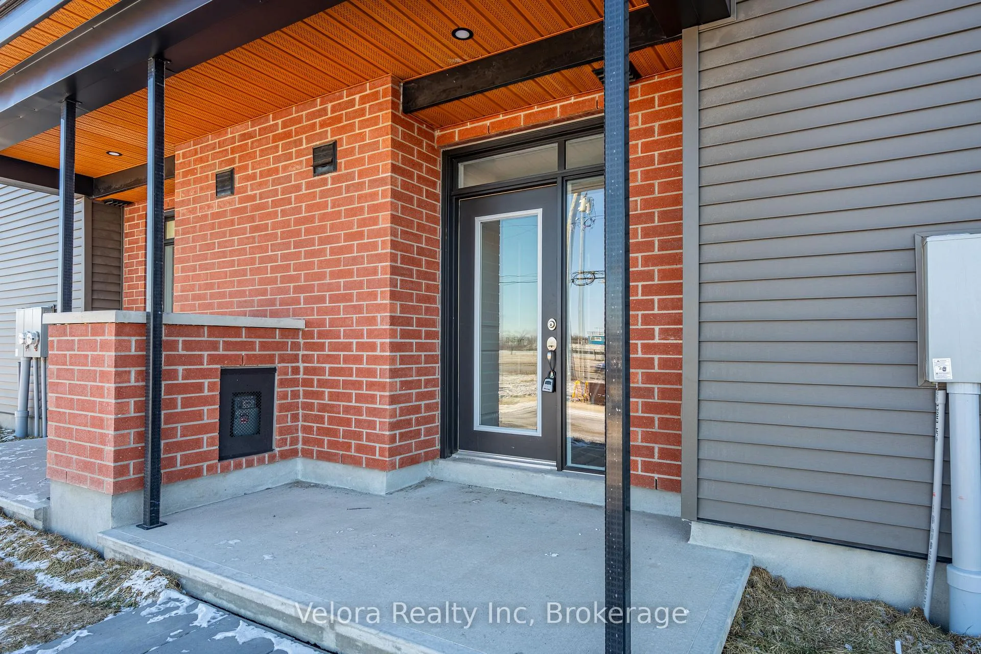 Photo 3 of 118 Venasque, Ottawa, Notting Hill/Summerside — HOMEH