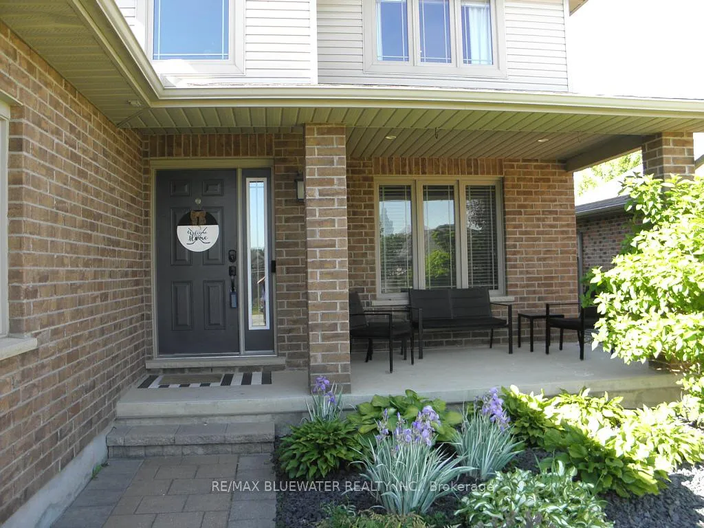 Photo 7 of 95 Deborah Drive, Strathroy-Caradoc, NE — HOMEH