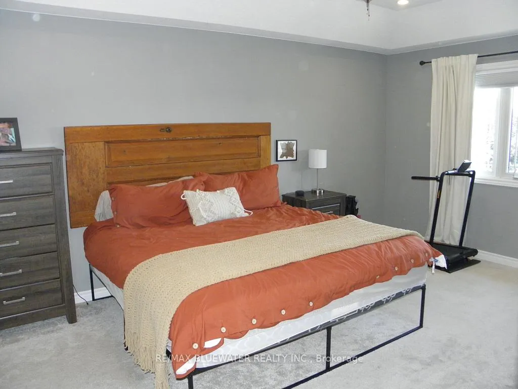 Photo 18 of 95 Deborah Drive, Strathroy-Caradoc, NE — HOMEH