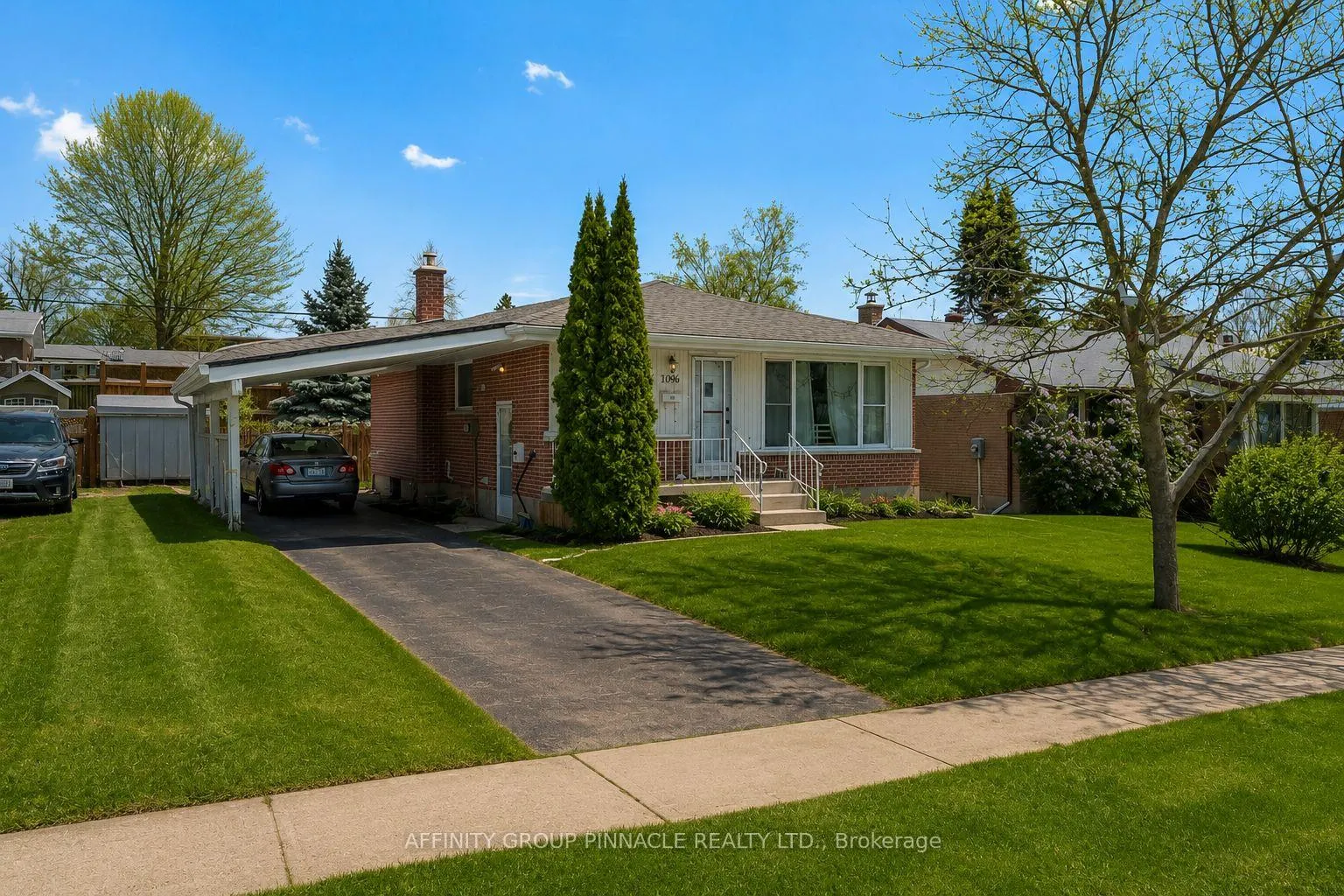 Front of 1096 Barnardo Avenue