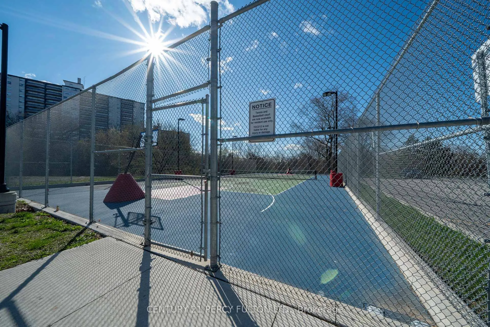 Photo 5 of Unit PH 12, 11 Wincott Drive, Etobicoke, Kingsview Village-The Westway — HOMEH