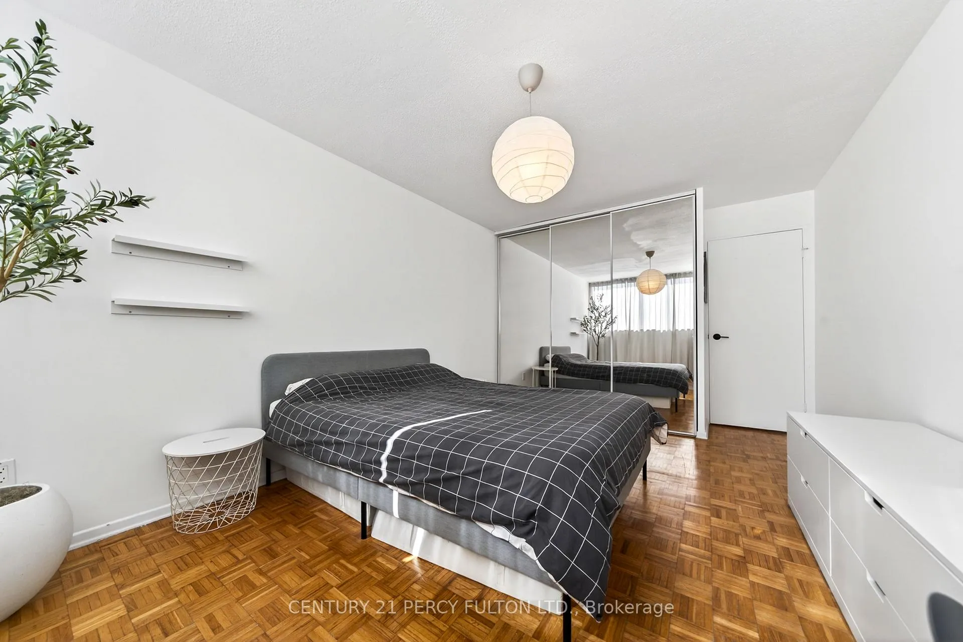 Photo 20 of Unit PH 12, 11 Wincott Drive, Etobicoke, Kingsview Village-The Westway — HOMEH