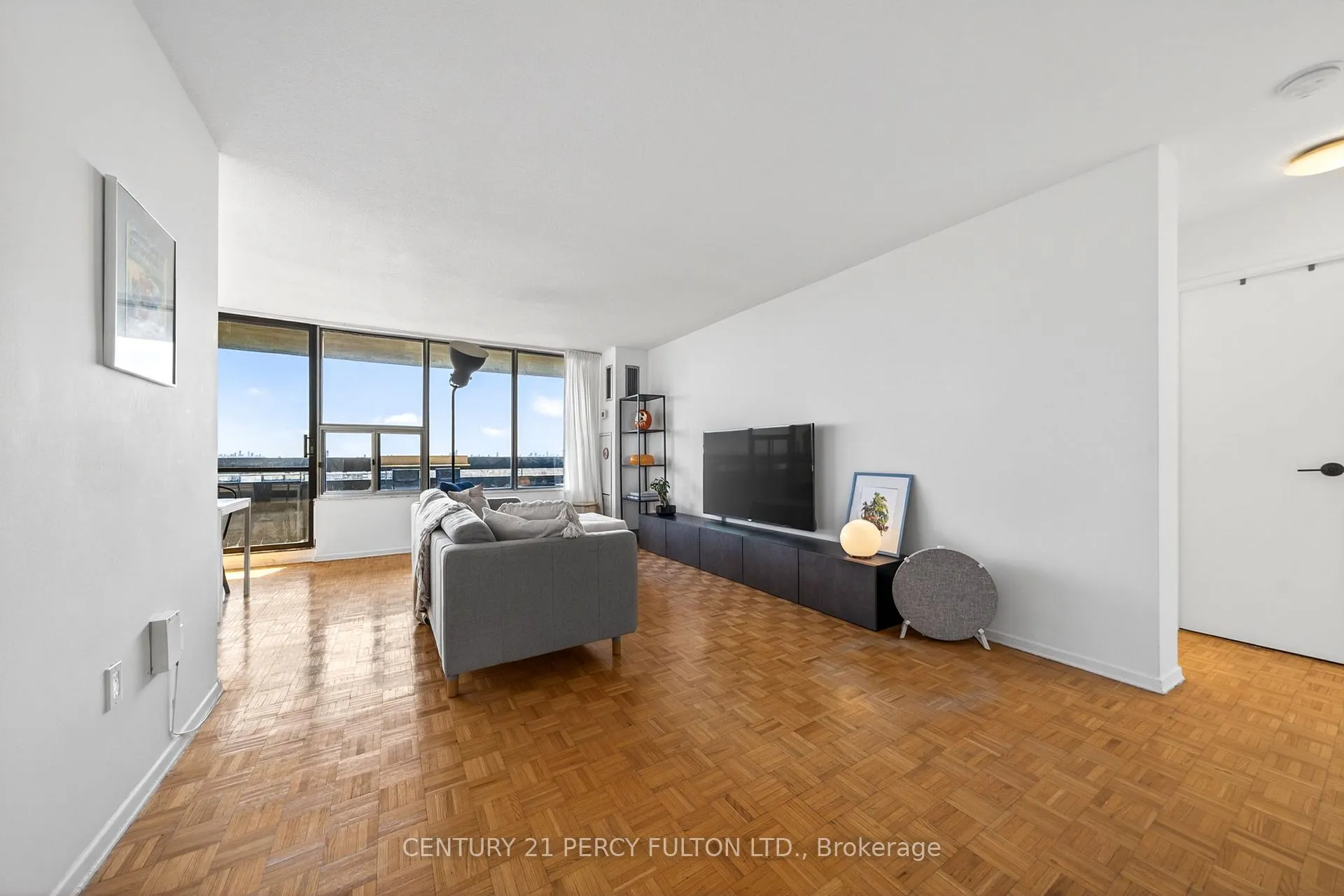 Photo 23 of Unit PH 12, 11 Wincott Drive, Etobicoke, Kingsview Village-The Westway — HOMEH