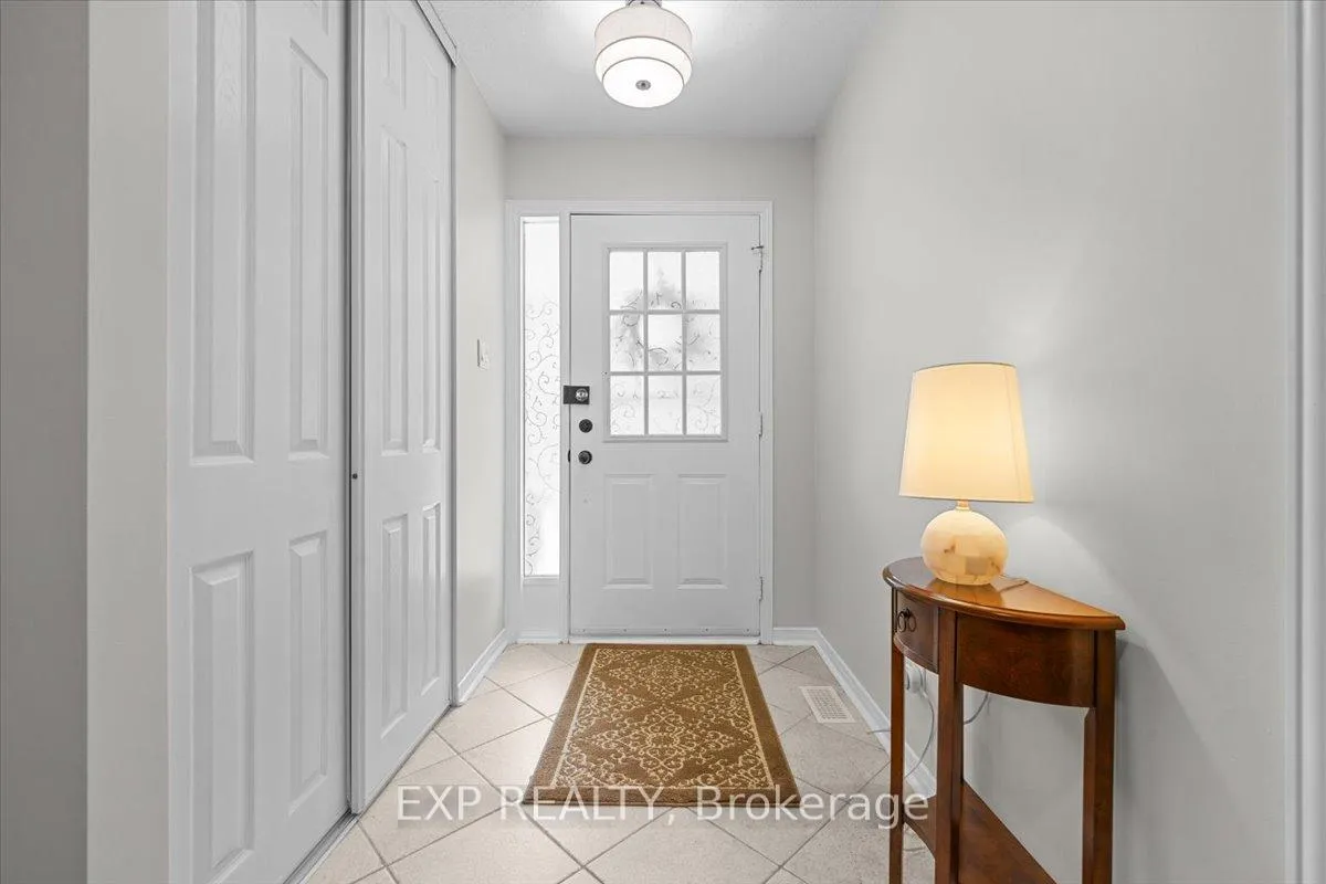 Photo 3 of 85 Teevens Drive, Ottawa, Barrhaven - Pheasant Run — HOMEH