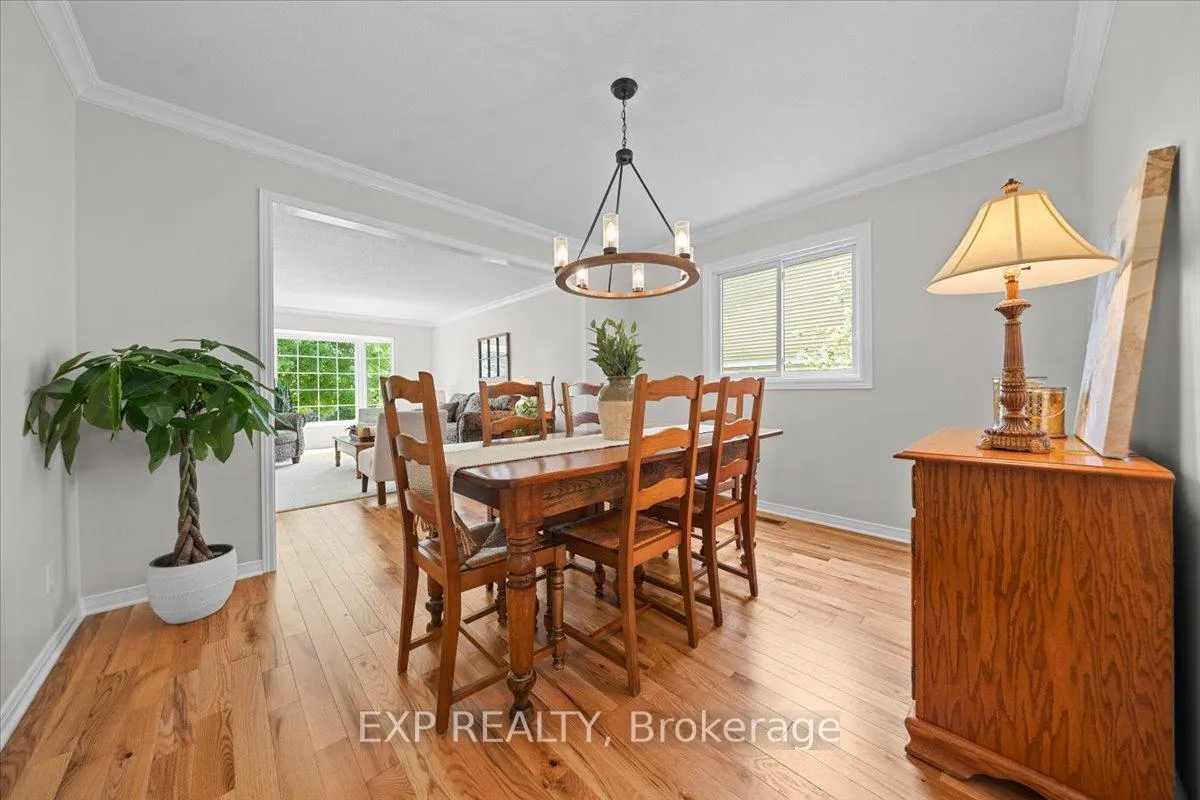 Photo 8 of 85 Teevens Drive, Ottawa, Barrhaven - Pheasant Run — HOMEH