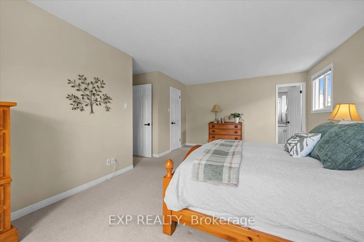 Photo 28 of 85 Teevens Drive, Ottawa, Barrhaven - Pheasant Run — HOMEH