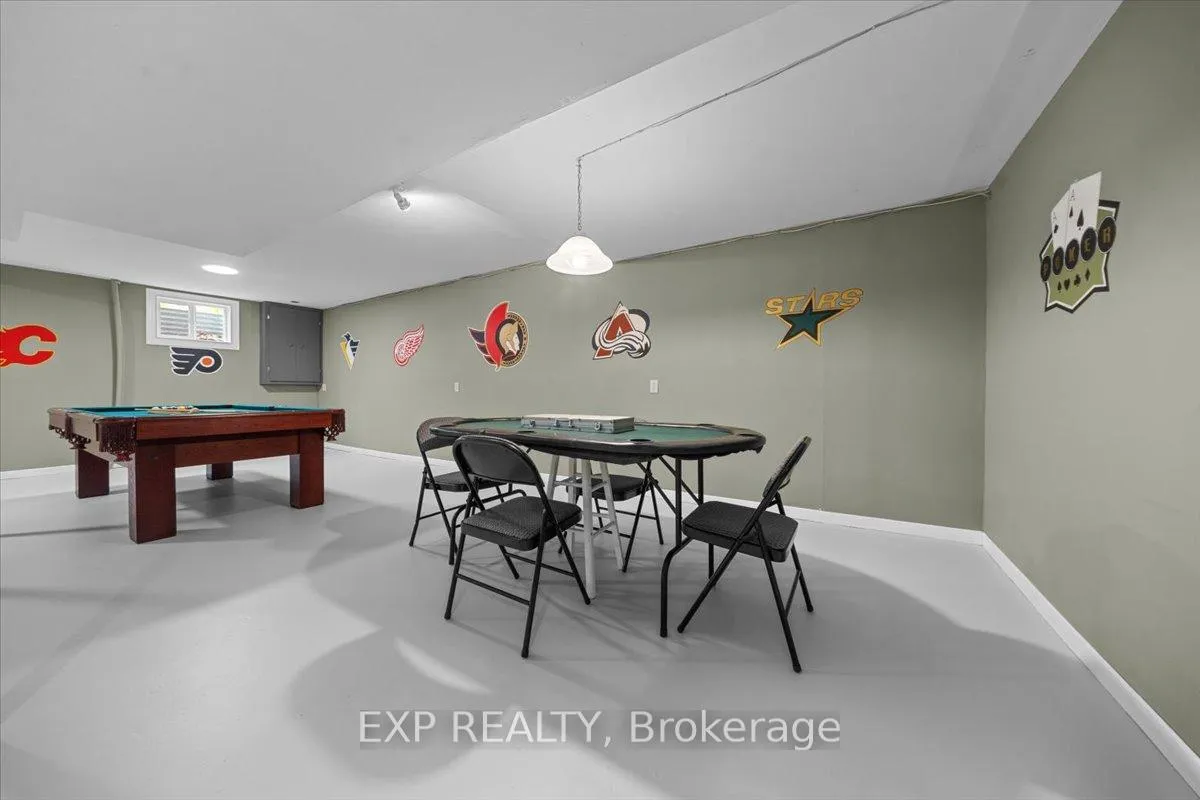 Photo 35 of 85 Teevens Drive, Ottawa, Barrhaven - Pheasant Run — HOMEH