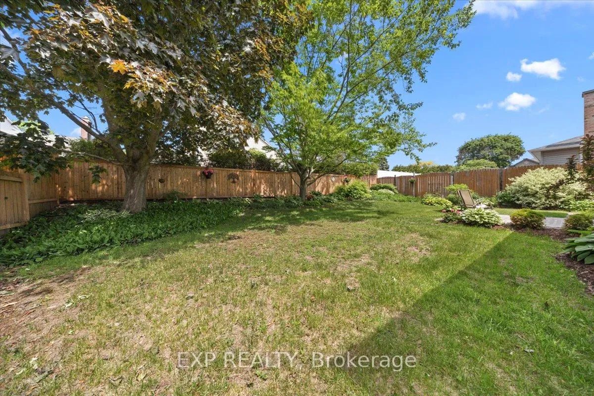 Photo 40 of 85 Teevens Drive, Ottawa, Barrhaven - Pheasant Run — HOMEH