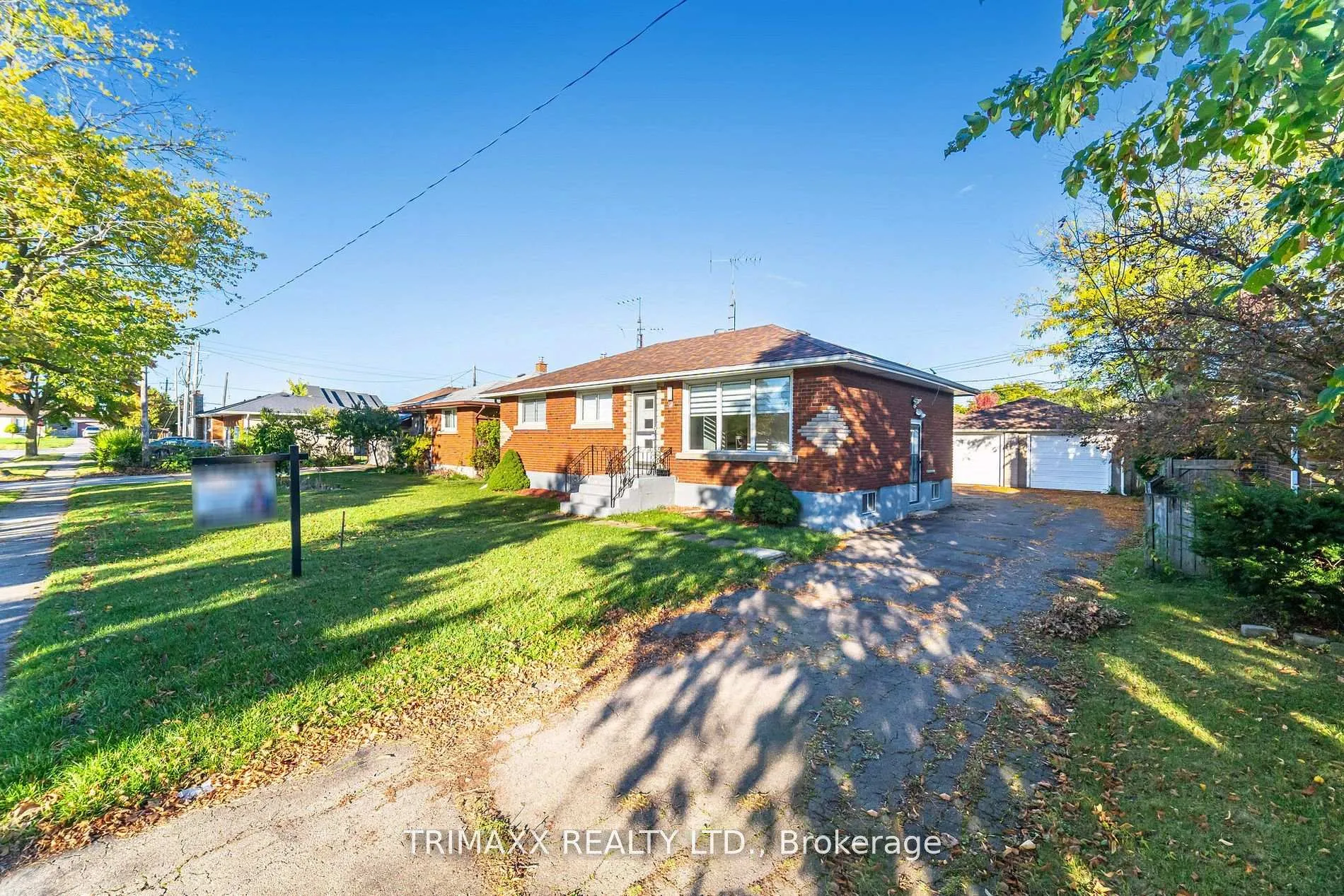 Photo 2 of 60 Parkdale Drive, Thorold, Thorold Downtown — HOMEH