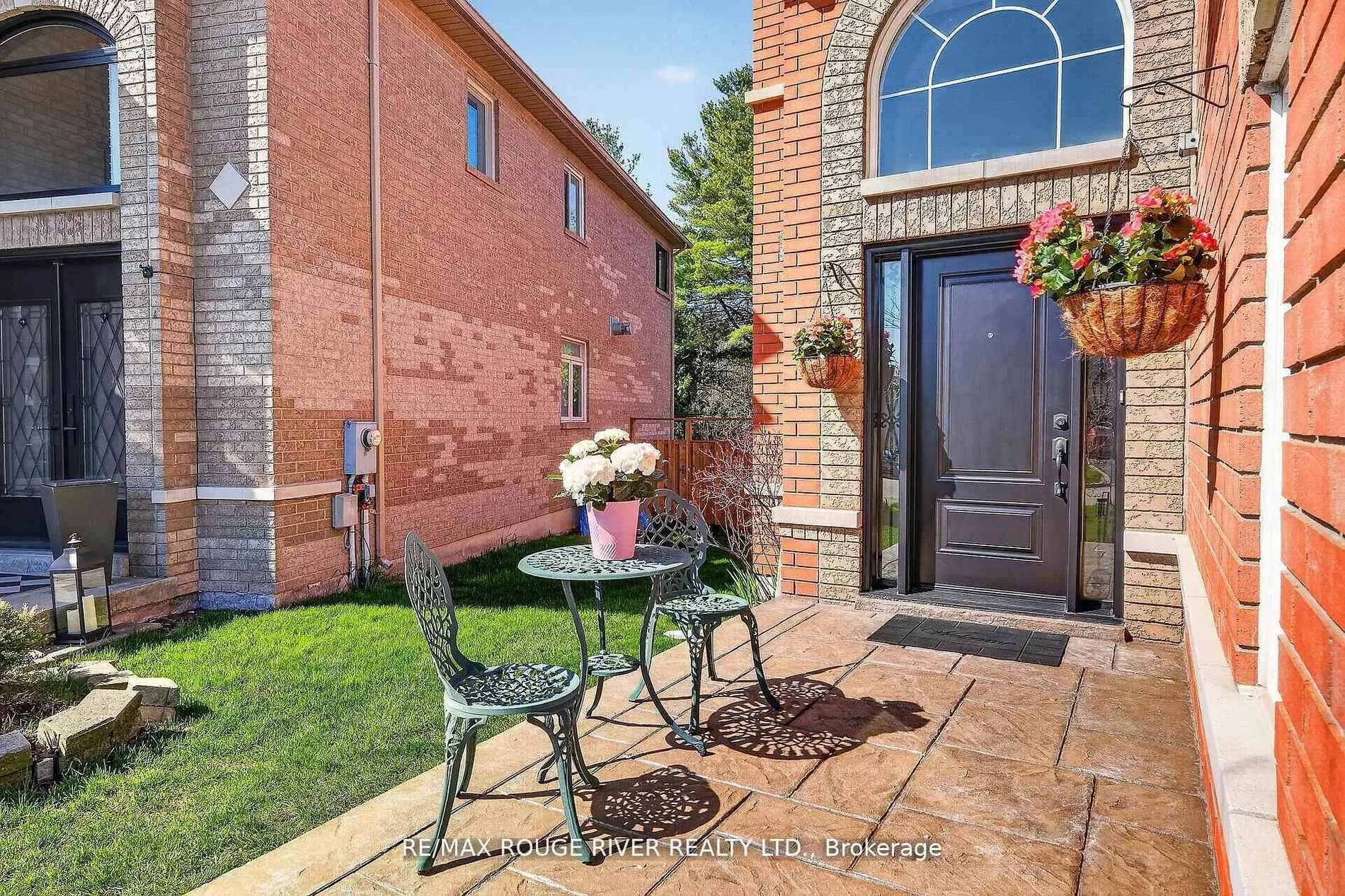 Photo 6 of 461 Summerpark Crescent, Pickering, Amberlea — HOMEH