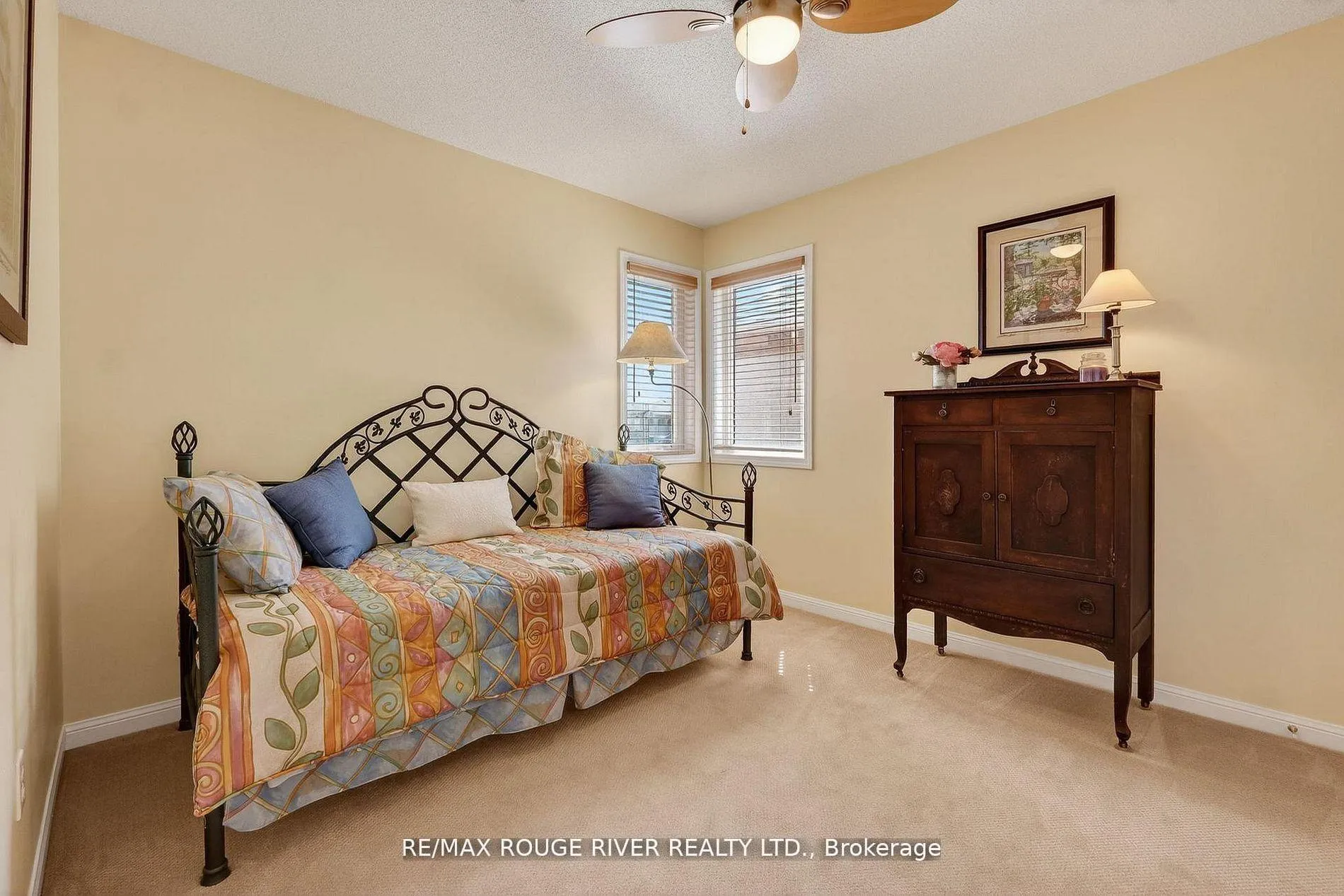 Photo 29 of 461 Summerpark Crescent, Pickering, Amberlea — HOMEH
