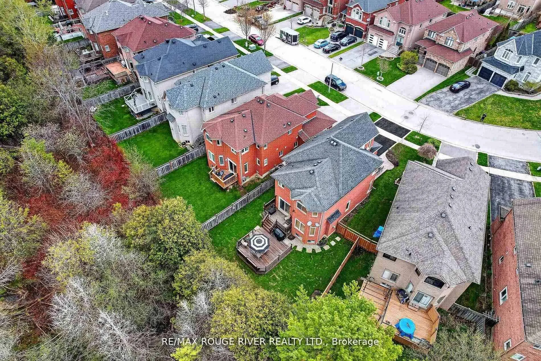 Photo 42 of 461 Summerpark Crescent, Pickering, Amberlea — HOMEH