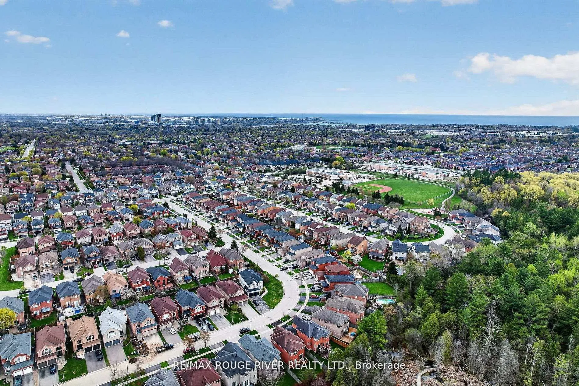 Photo 44 of 461 Summerpark Crescent, Pickering, Amberlea — HOMEH