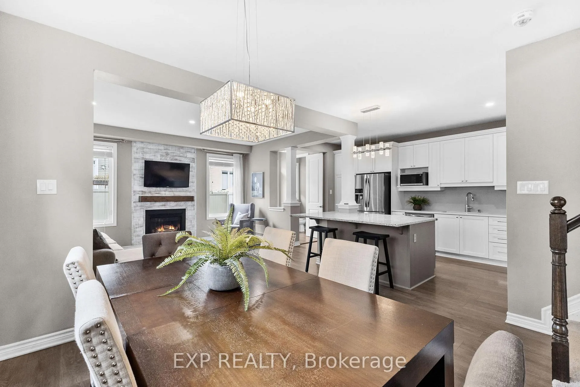 Photo 8 of 47 Solaris Drive, Ottawa, Kanata - Emerald Meadows/Trailwest — HOMEH