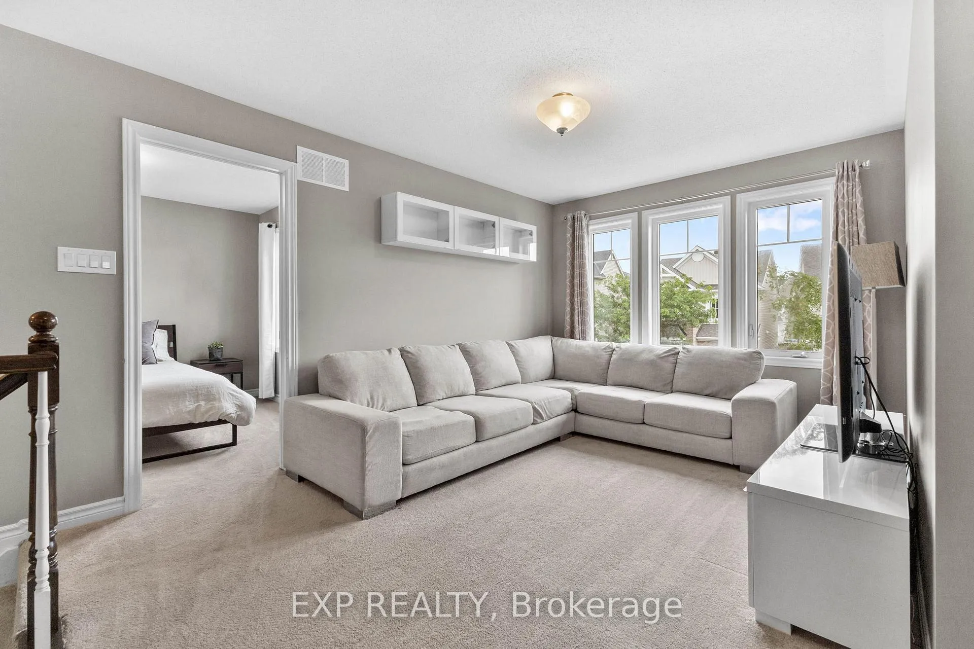 Photo 19 of 47 Solaris Drive, Ottawa, Kanata - Emerald Meadows/Trailwest — HOMEH