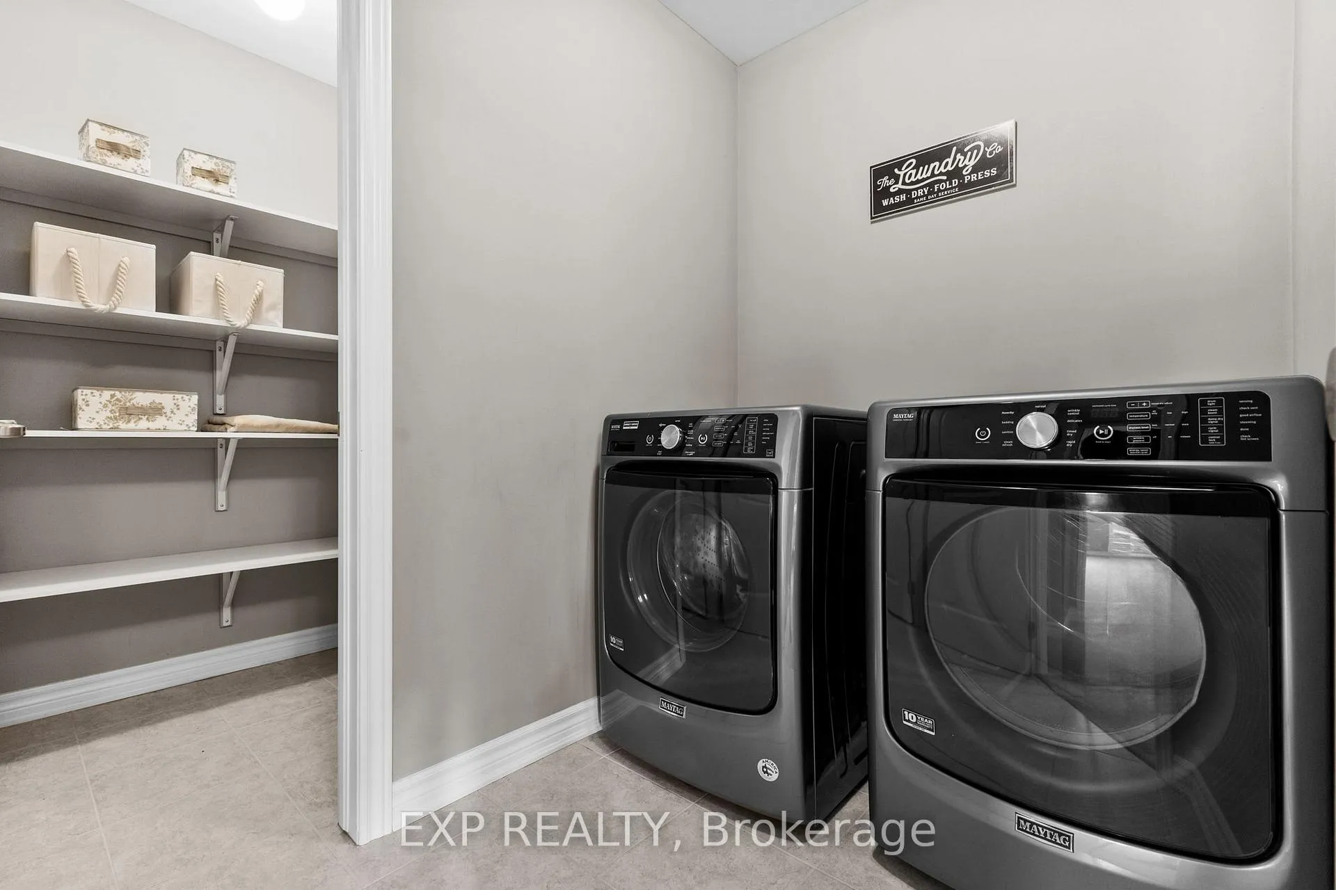 Photo 26 of 47 Solaris Drive, Ottawa, Kanata - Emerald Meadows/Trailwest — HOMEH