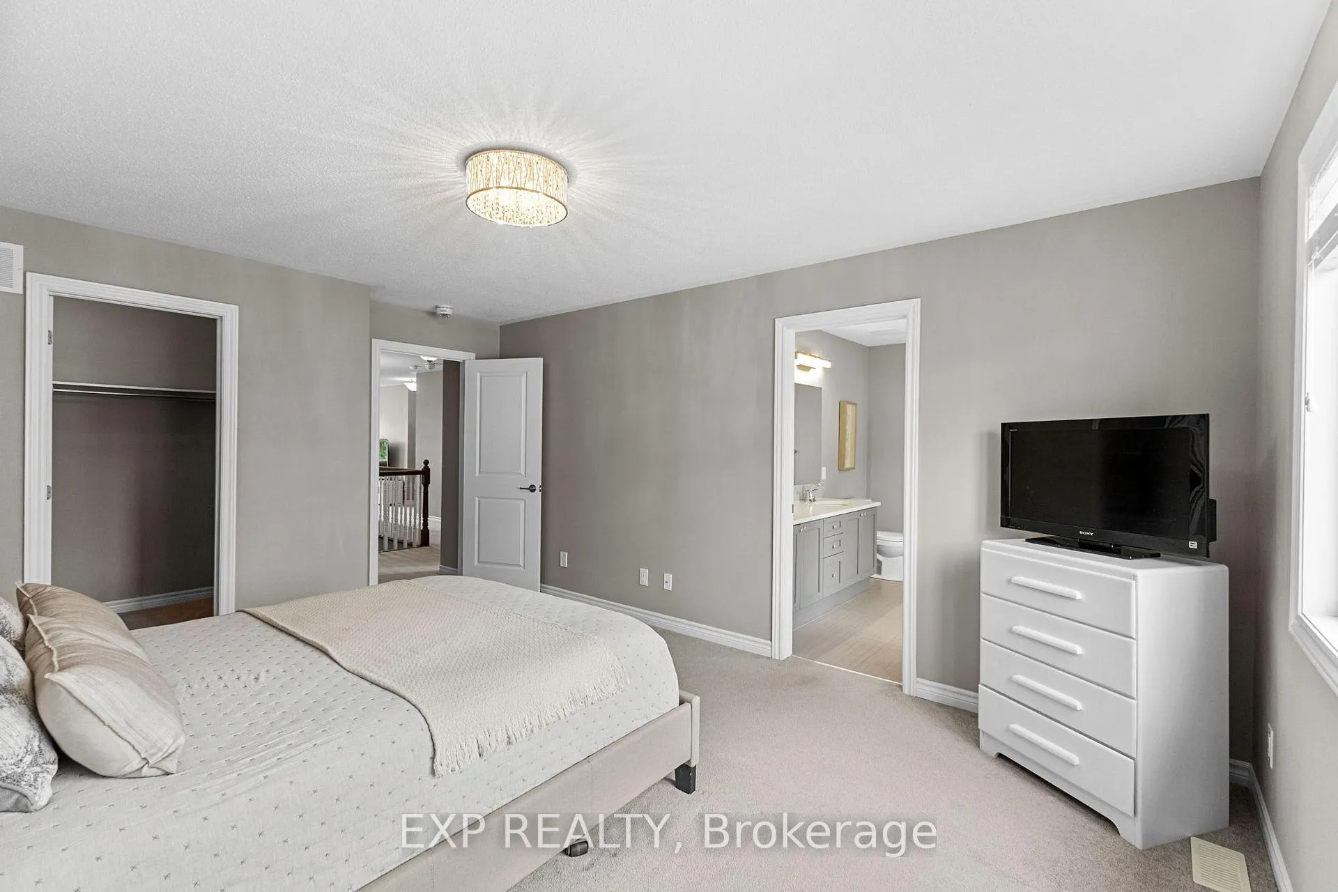 Photo 27 of 47 Solaris Drive, Ottawa, Kanata - Emerald Meadows/Trailwest — HOMEH