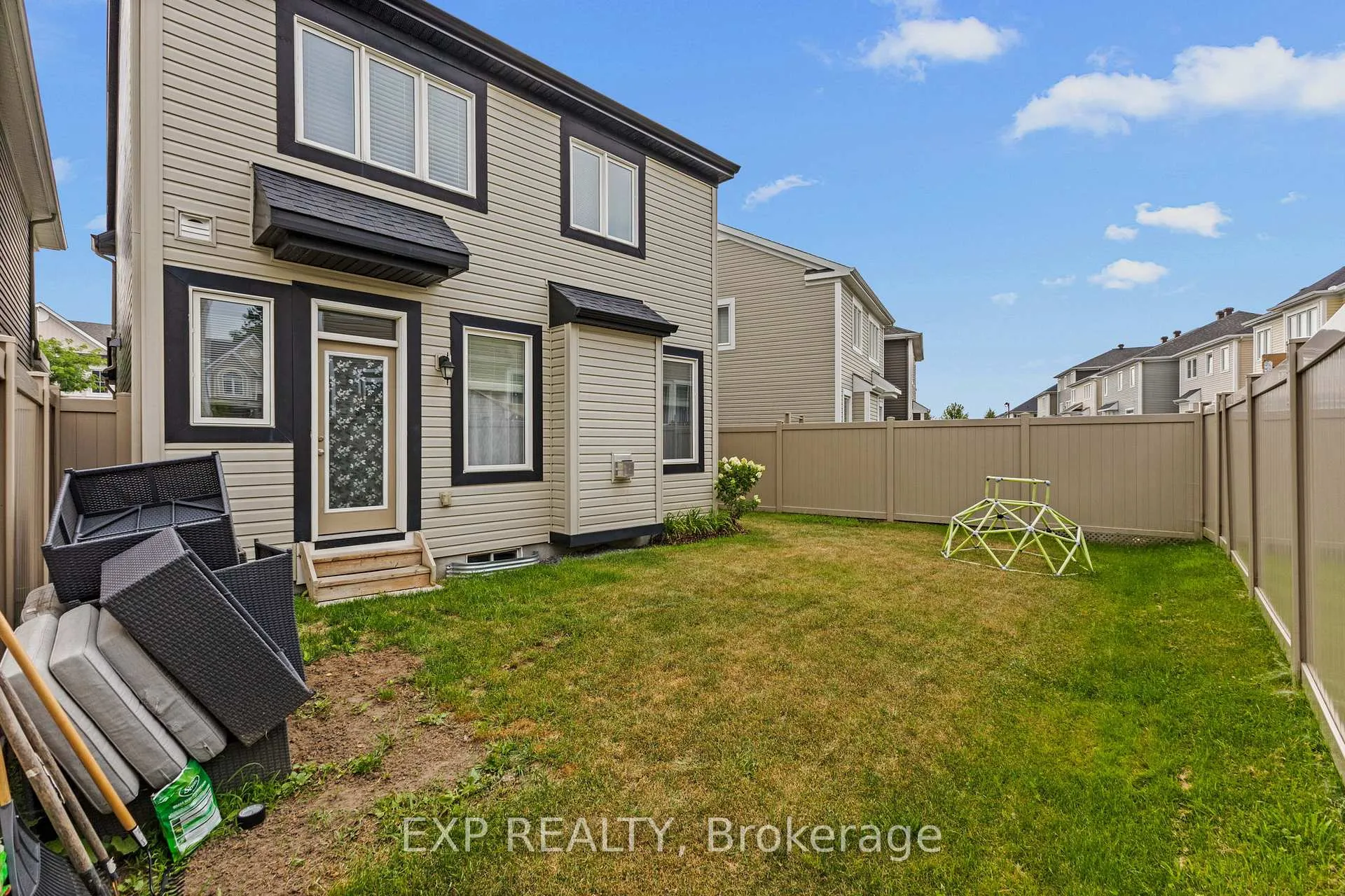 Photo 35 of 47 Solaris Drive, Ottawa, Kanata - Emerald Meadows/Trailwest — HOMEH