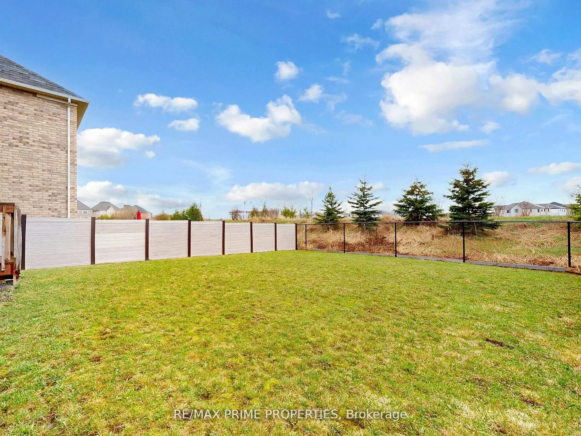 Photo 35 of 46 Scrivener Drive, Aurora, Rural Aurora — HOMEH