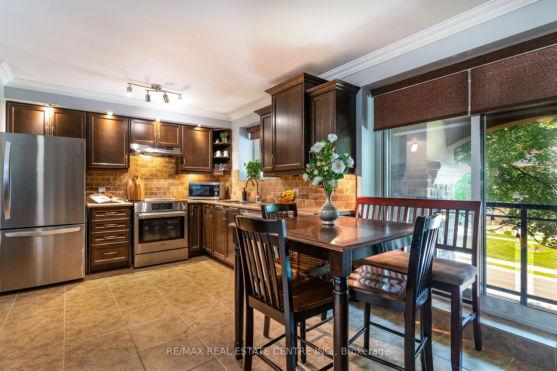 Photo 7 of Unit 304, 1212 Fennell Avenue E, Hamilton, Huntington — HOMEH