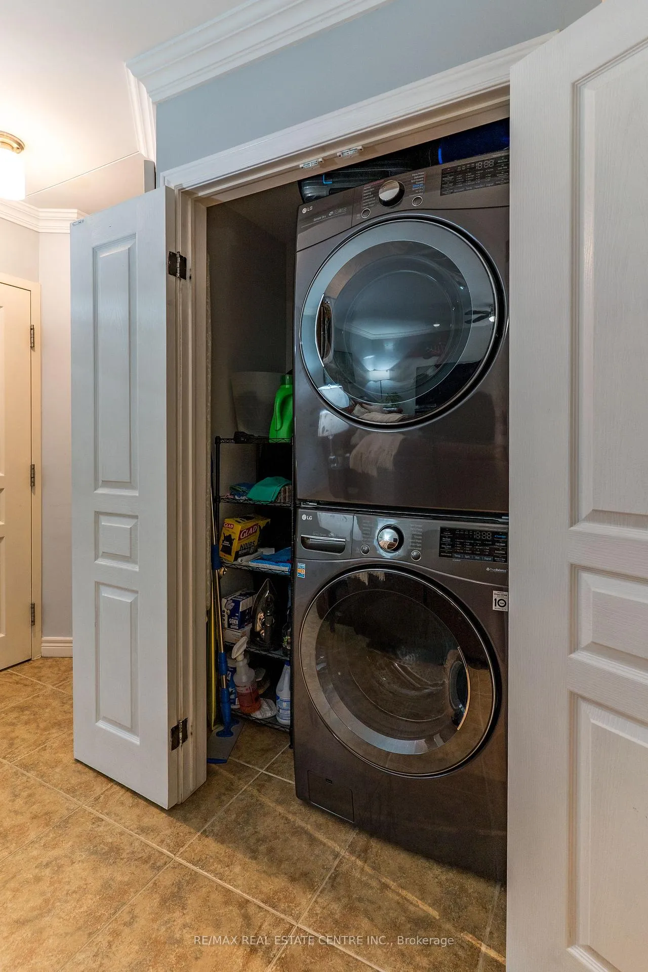 Photo 16 of Unit 304, 1212 Fennell Avenue E, Hamilton, Huntington — HOMEH