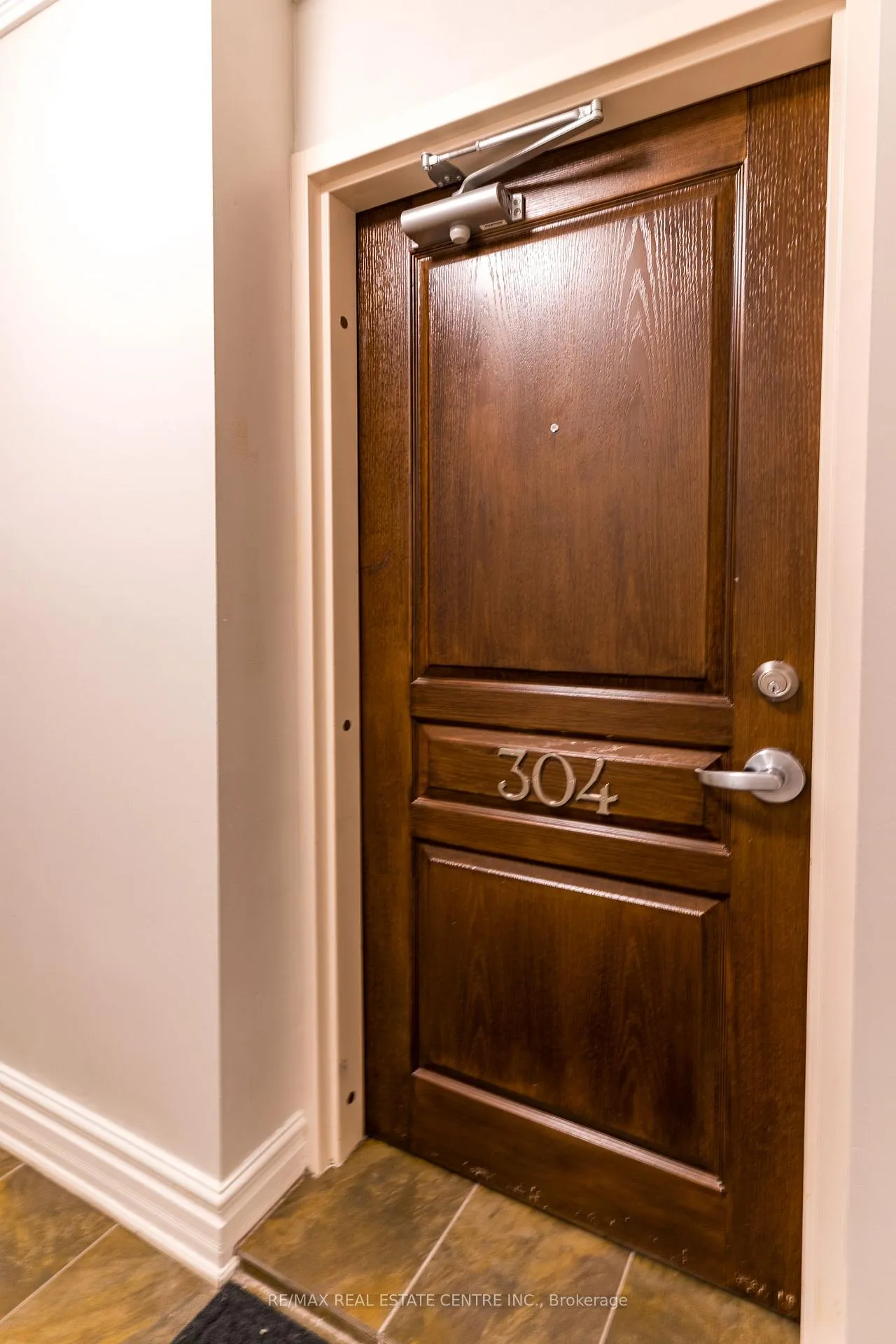 Photo 21 of Unit 304, 1212 Fennell Avenue E, Hamilton, Huntington — HOMEH