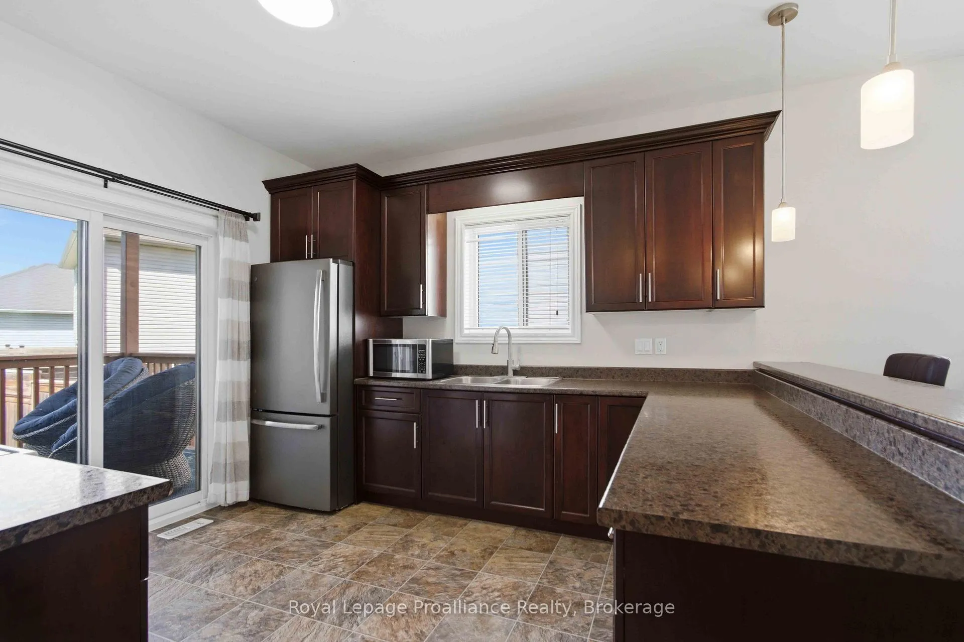 Photo 8 of 5 Walnut Drive, Belleville, Thurlow Ward — HOMEH